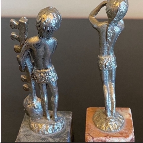 Pewter Set of 2 Vintage Musical Children on
Marble Base. - Picture 11 of 14